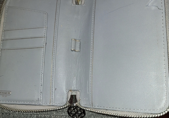 Coach Checkbook  Wallet - Picture 6 of 8